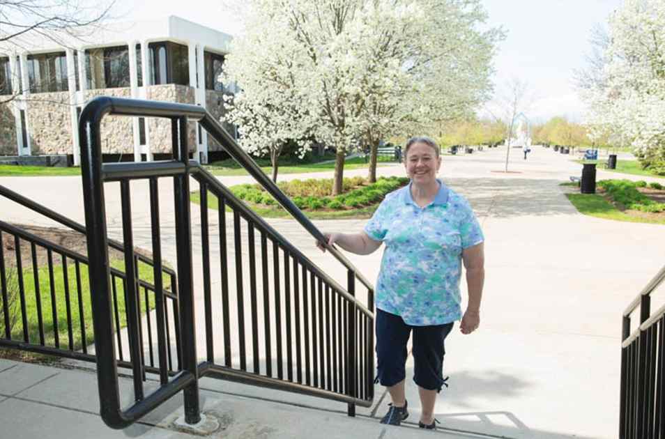 Marianne (Lovins) Czechowskyj